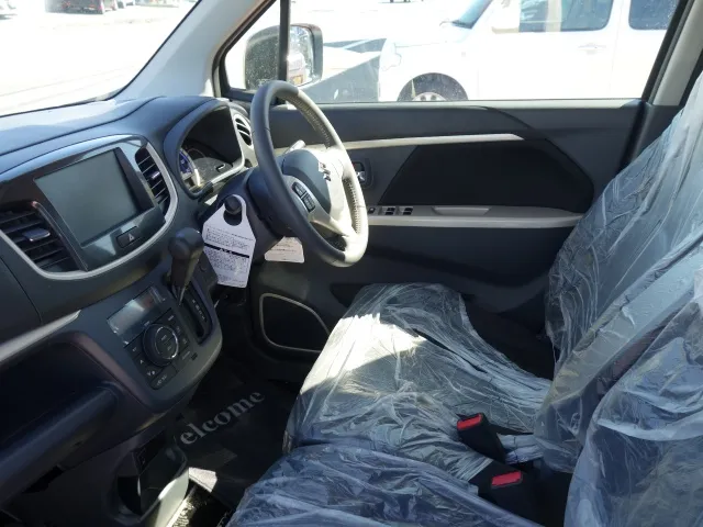 ワゴンＲ(スズキ)Jスタイル登録済未使用車 3