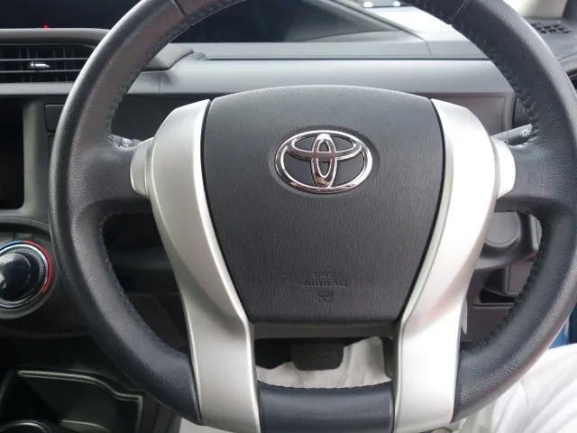 アクア(トヨタ)G中古車 9