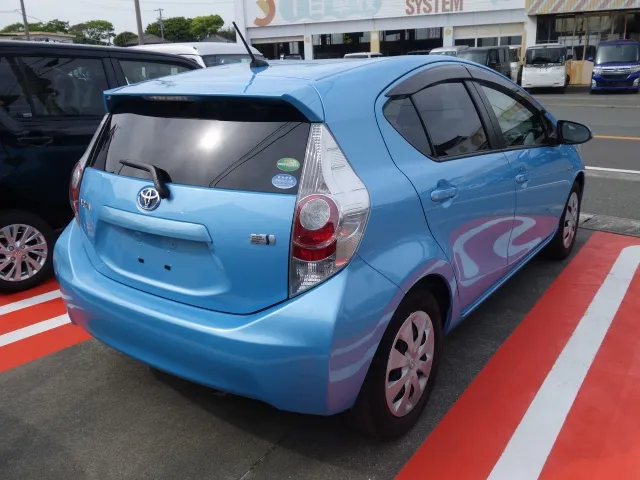 アクア(トヨタ)G中古車 8