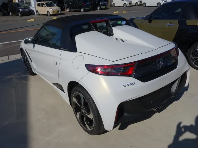 S660(ホンダ)アルファ登録済未使用車 2