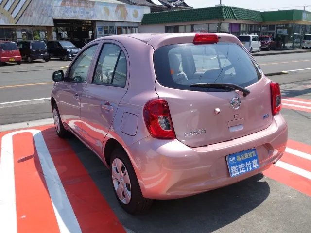 マーチ(ニッサン)１２Xディーラー試乗車 2