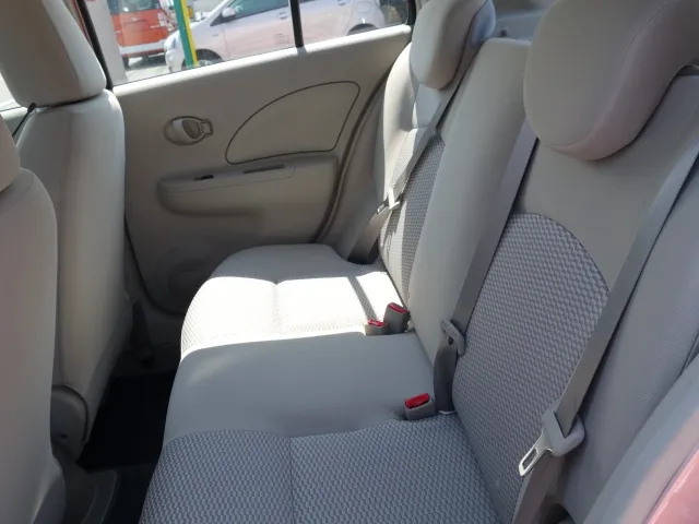 マーチ(ニッサン)１２Xディーラー試乗車 4