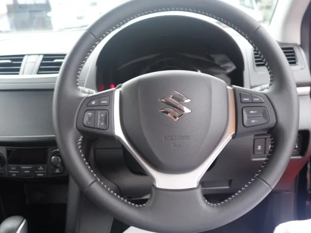 スイフト(スズキ)スタイル-DJE HIDディーラー試乗車 8