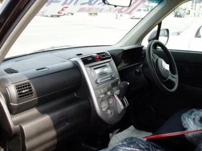 ゼストスパーク(ホンダ)Wタイプ未使用車 3