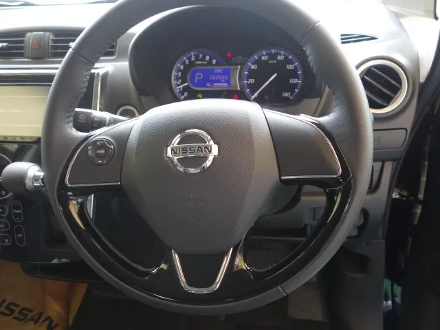 デイズ(ニッサン)ライダーｐディーラー試乗車 9