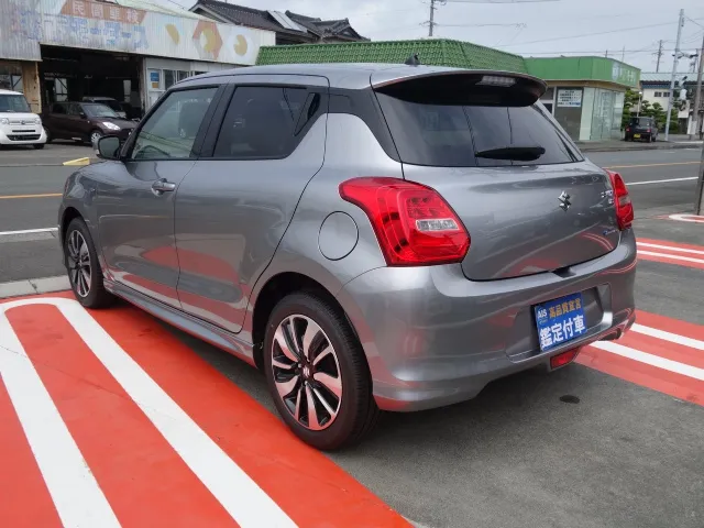 スイフト(スズキ)HYBRID RS　セーフティパッケージ届出済未使用車 2