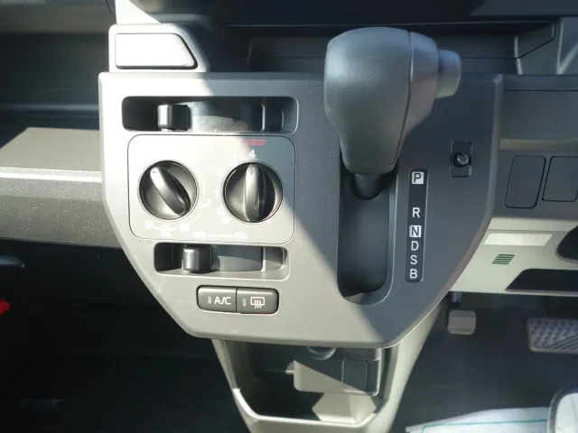 ウェイク(ダイハツ)D-SAⅡアップグレードパック登録済未使用車 9