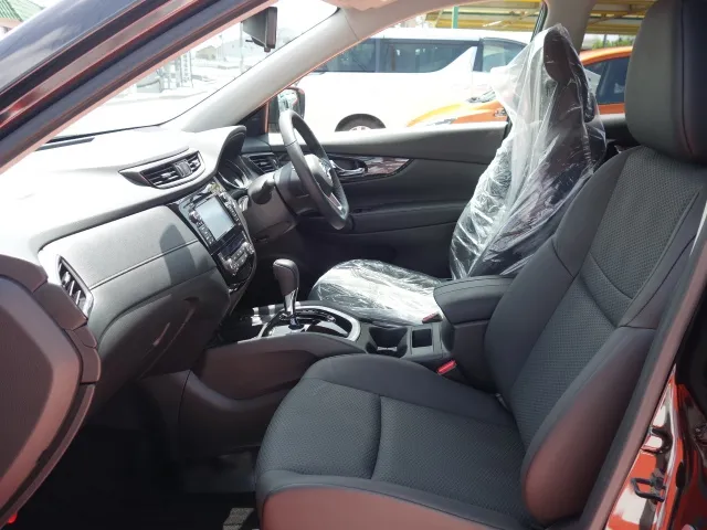 エクストレイル(ニッサン)20Xエマージェンシーブレーキプロパイロットディーラー試乗車 5