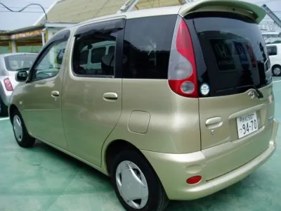ファンカーゴ(トヨタ)13X中古車 2