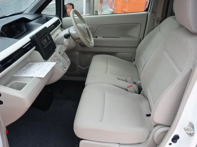 ワゴンR(スズキ)FAディーラー試乗車 3