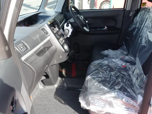 タント(ダイハツ)RSトップエディションＶＳ　SAⅢ届出済未使用車 3