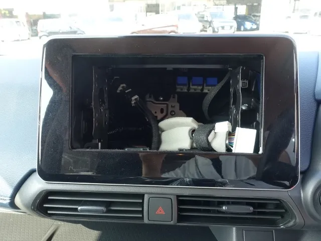 eKクロス(三菱)マイルドハイブリッドM届出済未使用車 16