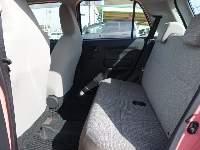 ミラトコット(ダイハツ)LSAⅢディーラー試乗車 4