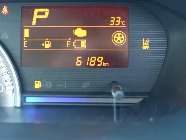 ワゴンR(スズキ)ハイブリッド　ＦXセーフティパッケージ装着車ディーラー試乗車 16