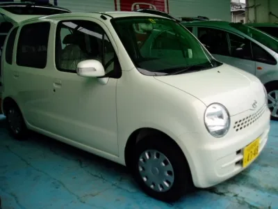 ムーヴラテ(ダイハツ)MOYU（モユ）中古車 0