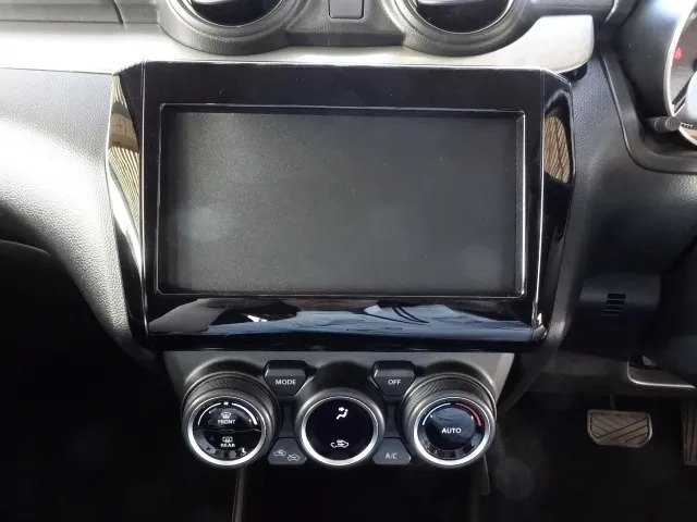 スイフト(スズキ)XGディーラー試乗車 12