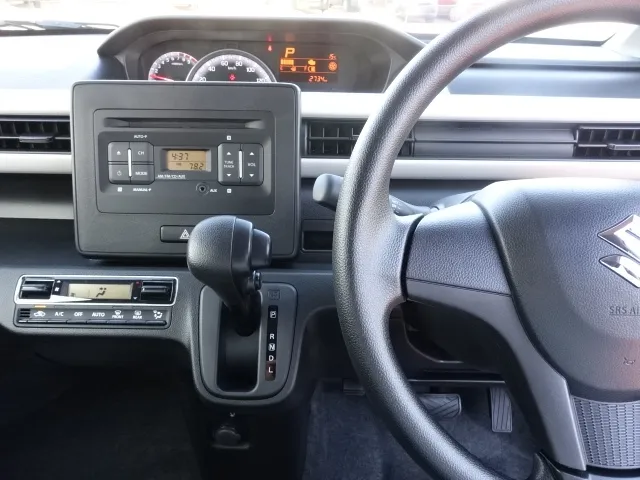 ワゴンR(スズキ)ハイブリッド　ＦXセーフティパッケージ装着車ディーラー試乗車 11