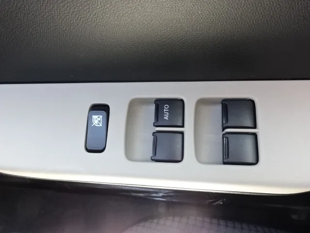 アルト(スズキ)Lタイプディーラー試乗車 8