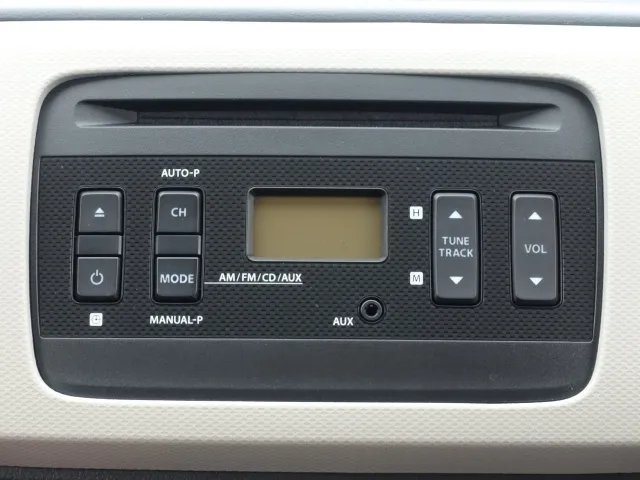アルト(スズキ)F 5速ミッションディーラー試乗車 13