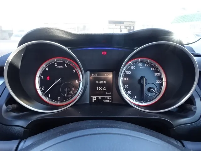 スイフト(スズキ)XGディーラー試乗車 12