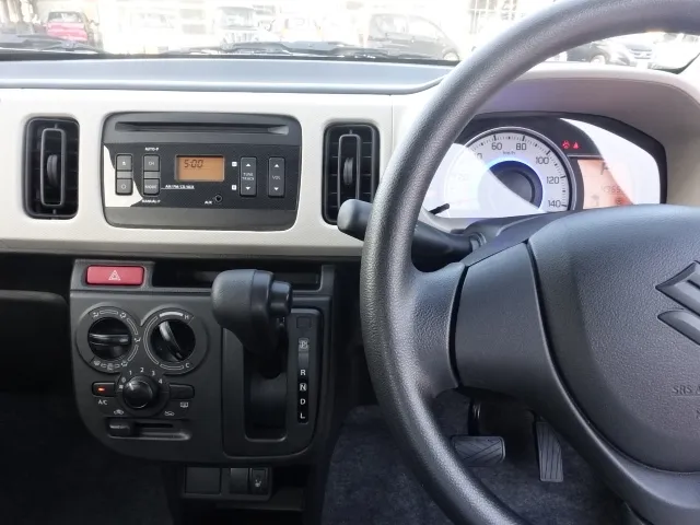 アルト(スズキ)Lタイプディーラー試乗車 10
