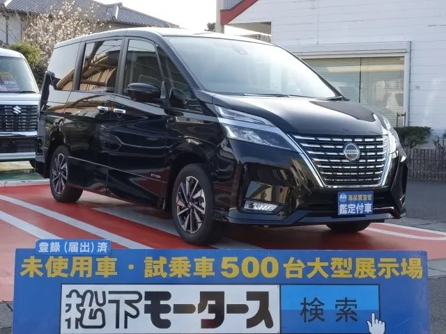 セレナ(ニッサン)ハイウェイスターＶセーフティパックB登録済未使用車 0