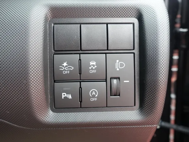 新品　未使用　未登録送料無料！トヨタ　ライズRAIZE 2ボタンスマートキー トヨタ ライズ（ダイハツのOEM車 RAIZE）・2ボタン・キーフリー