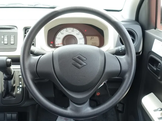 アルト(スズキ)F 5AGSディーラー試乗車 6