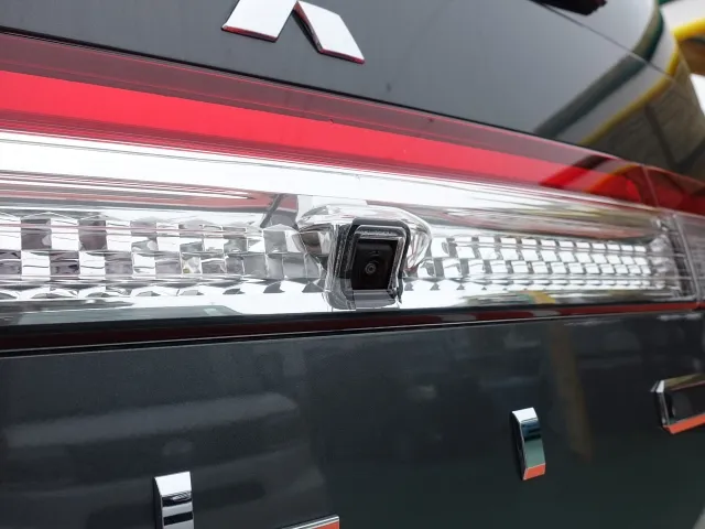デリカD:5(三菱)Ｐ 8人レンタ登録済未使用車 10