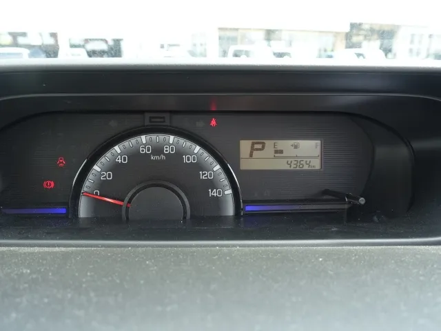 ワゴンR(スズキ)FAディーラー試乗車 13