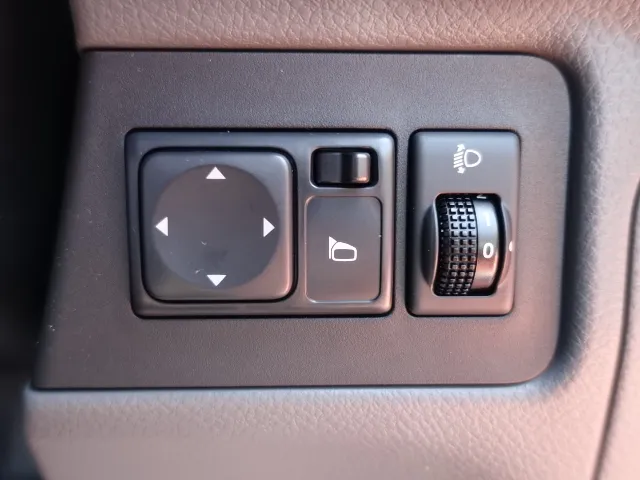 デリカバン(三菱)DXレンタ登録済未使用車 13