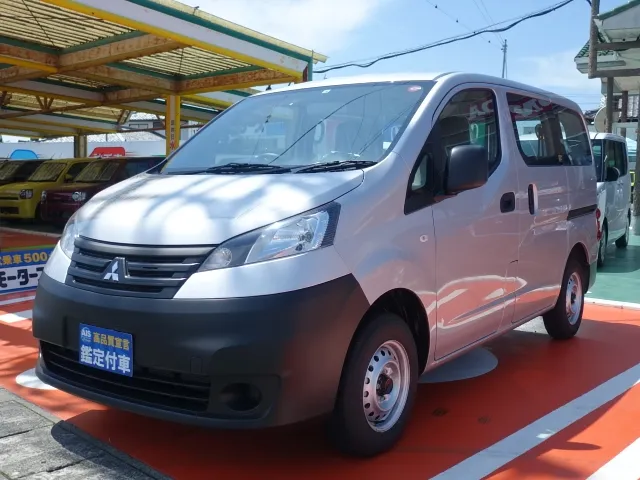 デリカバン(三菱)DXレンタ登録済未使用車 1