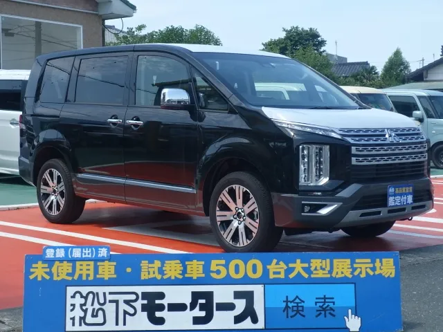 デリカD:5(三菱)Ｐ 7人レンタ登録済未使用車 0